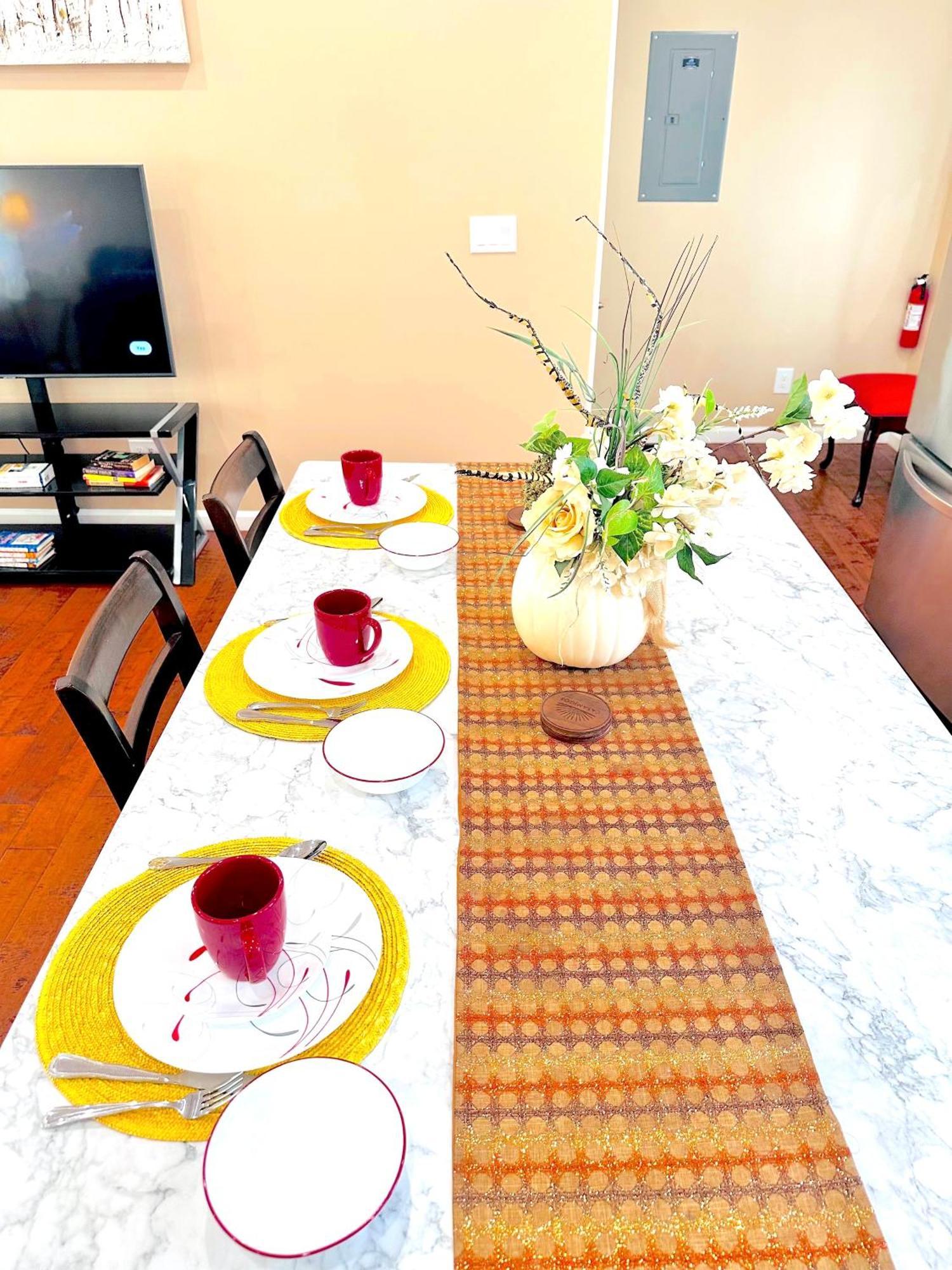 דירות באפלו Delightful Dwelling מראה חיצוני תמונה